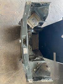 Calandra supporto fari originale Alfa Romeo 75