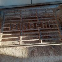 tavolino macchian cucire singer