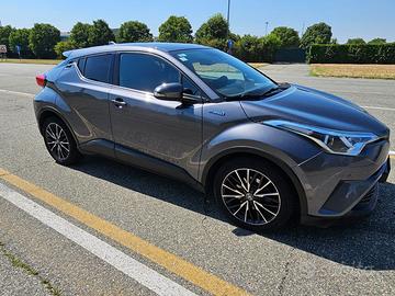 Totoya C-HR 1.8 Hybrid eCVT Lounge
