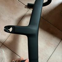 Piega integrata in carbonio