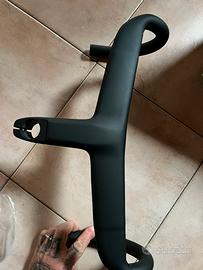 Piega integrata in carbonio