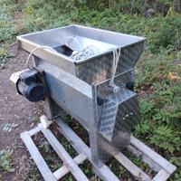 attrezzatura per vinificazione