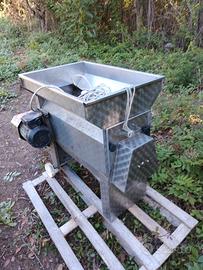 attrezzatura per vinificazione