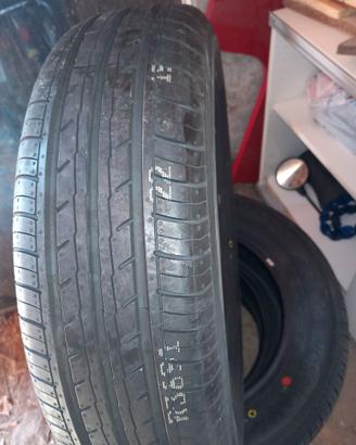 Pneumatici 165/70 14 Yokohama