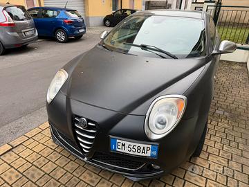 Alfa mito 2012 wrappata nero opaco