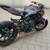 Brutale RR 800 scs
