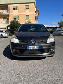 RENAULT Clio 3ª serie - 2007