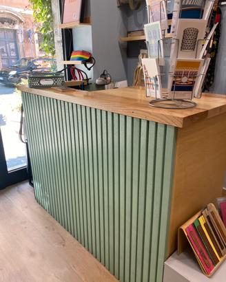 bancone negozio legno