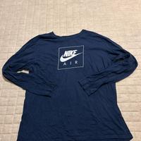 T-shirt nike