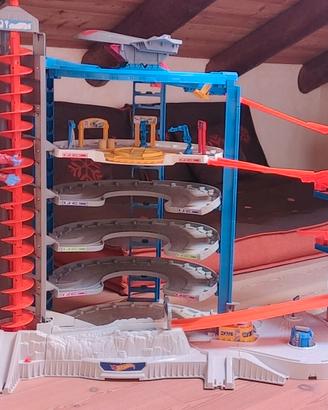 Garage multipiano Hotwheels