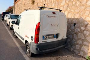 Furgone Kangoo Renault