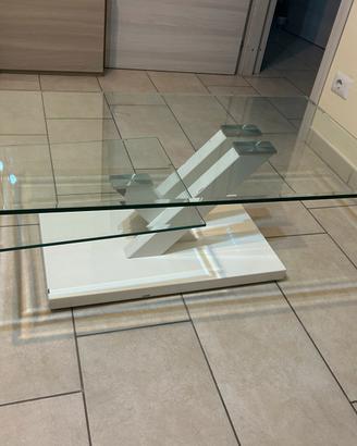 Tavolo di desing in vetro