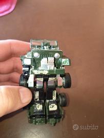robot transformers jeep