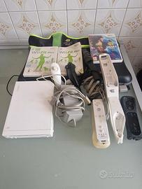 console wii con balance board accessori e giochi
