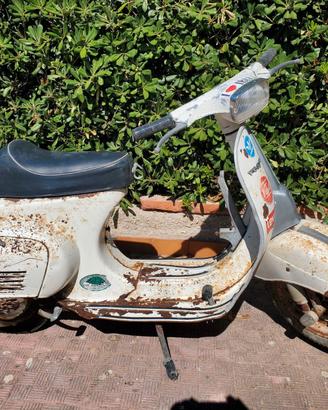 Vespa 50 Special V5B3T 1980 da restaurare