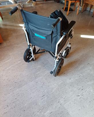 Sedia a rotelle nuova