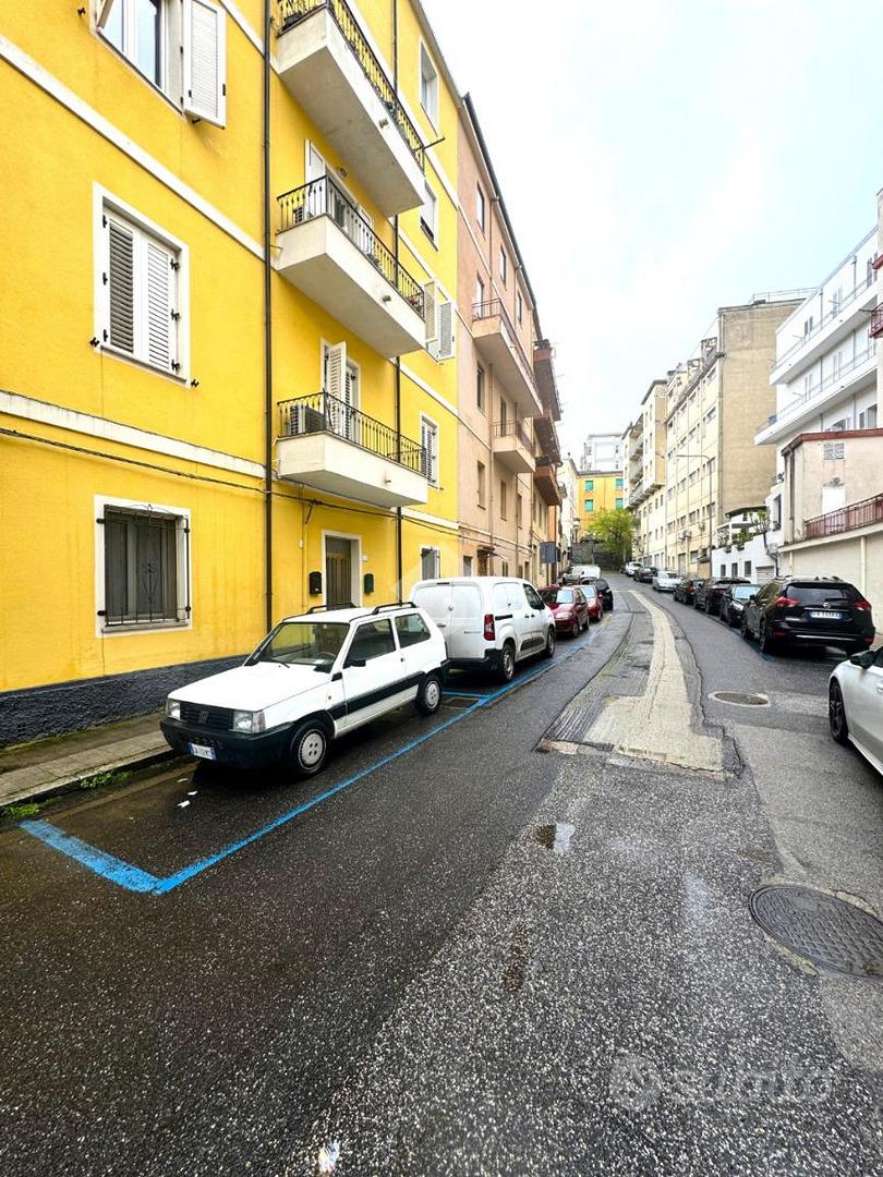 5 LOCALI A NUORO - Vista 2