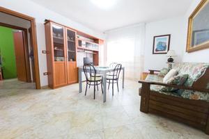 4 LOCALI A MANFREDONIA