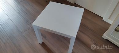 Tavolino bianco