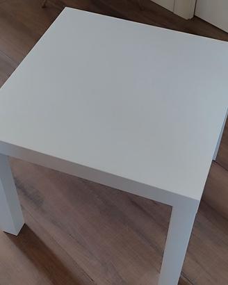 Tavolino bianco