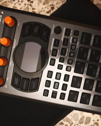 Roland sp-404 II come nuovo e custodia