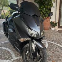 Yamaha T-Max 530
