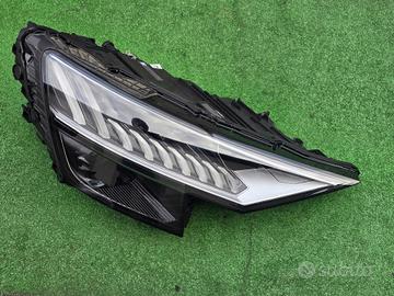 AUDI Q8 4M8 MATRIX Faro Fanale Destro Dx