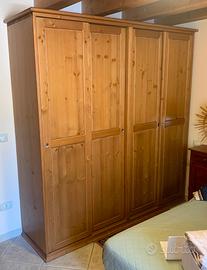 Armadio artigianale in legno 200x212 cm