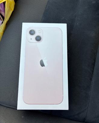 iPhone 13 128g schermo e batteria cambiati 2 mesi