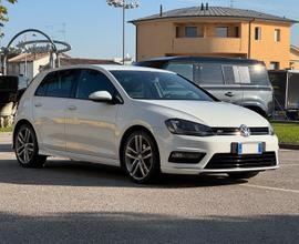 Vw Golf VII 1.6 110cv Sport R-Line