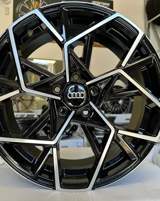 Cerchi Audi raggio 19 NUOVI cod.389741