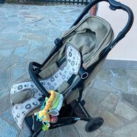 Passeggino ultra compatto e leggero