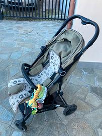 Passeggino ultra compatto e leggero