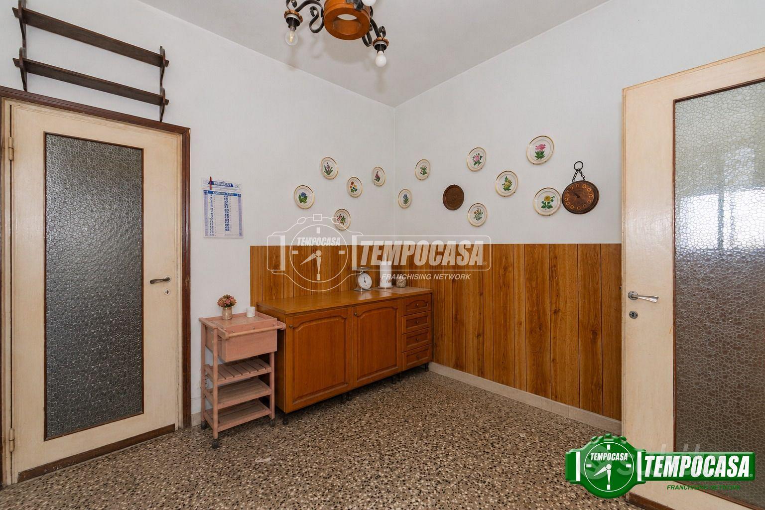 Voghera - Via Piave - 4 locali + BOX - Vista 4