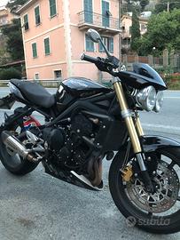 Triumph street triple 675 valuto scambi scooter