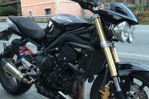 Triumph street triple 675 valuto scambi scooter