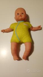 Bambolotto Nenuco con passeggino.