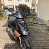 Aprilia SR 50 stealth liquid cooled