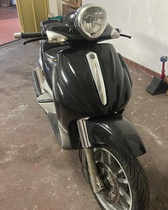 Piaggio Beverly 500