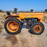 Trattore FIAT 250 DT 4 RM