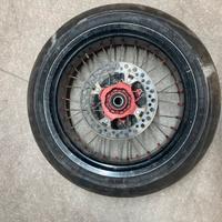 Cerchi motard tubless