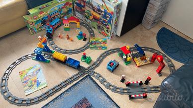 LEGO DUPLO 5609 E 10507 TRENO