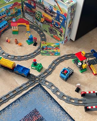 LEGO DUPLO 5609 E 10507 TRENO