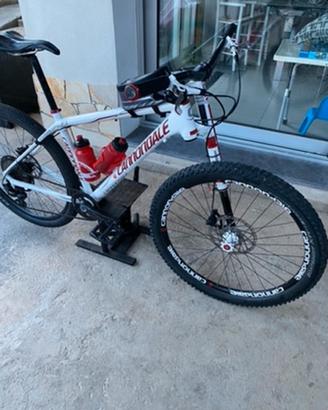 Bicicletta mtb cannondale
