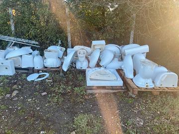 Sanitari: lavabo, gabinetto, bidet