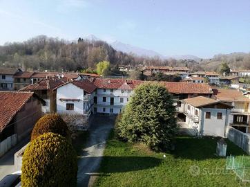CASA INDIPENDENTE A CASTELLAMONTE