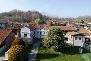 CASA INDIPENDENTE A CASTELLAMONTE