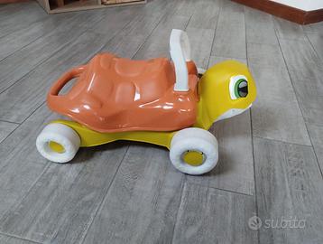 Tartaruga Chicco cavalcabile primi passi Walkeride