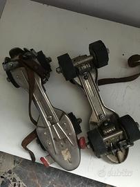 Pattini a rotelle anni 60 vintage inn ferro