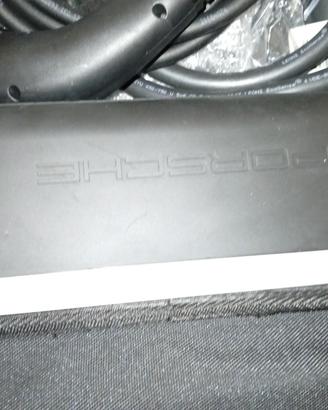 Porsche Cayenne taycan Hybrid 